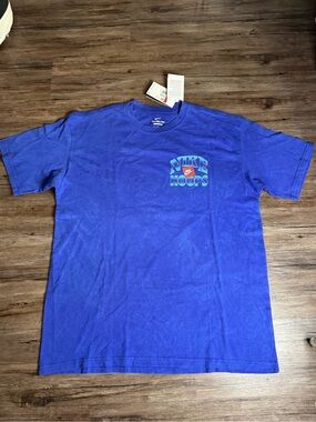 Nike Hoops Graphic T-Shirt Blue Loose Fit Double-Sided $40 NWT Men’s Size L